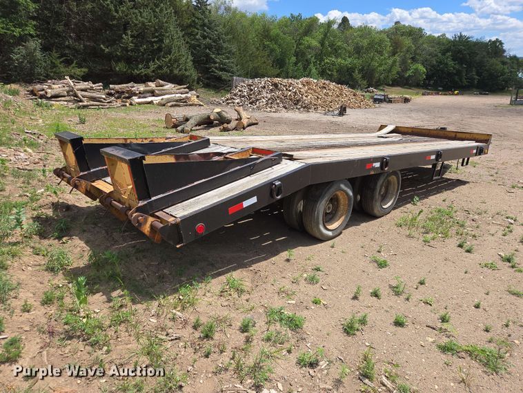 image for item DP8985 1994 CMW Custom 15T242 equipment trailer