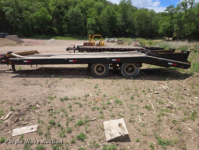 image for item DP8985 1994 CMW Custom 15T242 equipment trailer