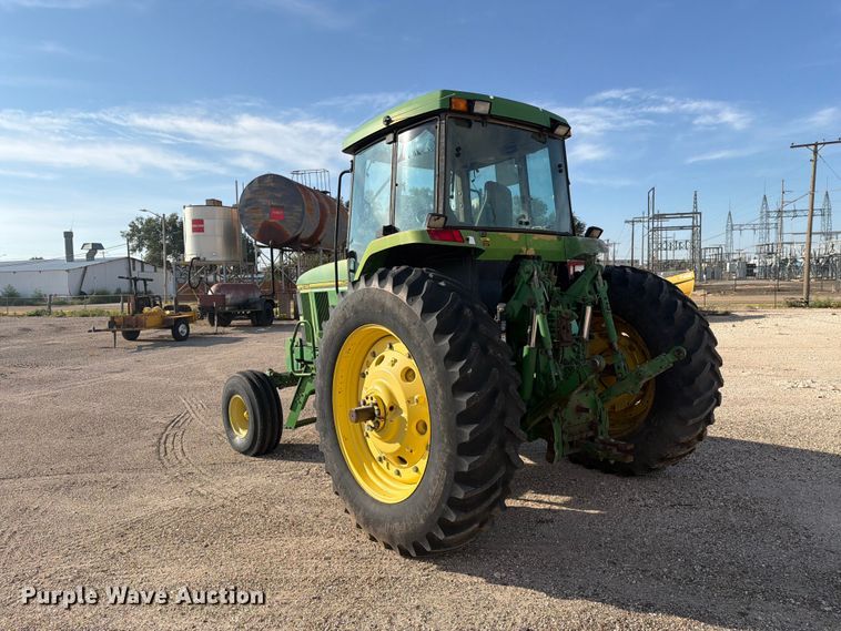 image for item DV8584 John Deere 7800 tractor