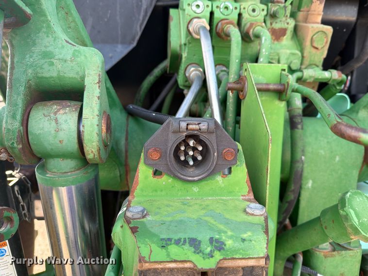 image for item DV8584 John Deere 7800 tractor