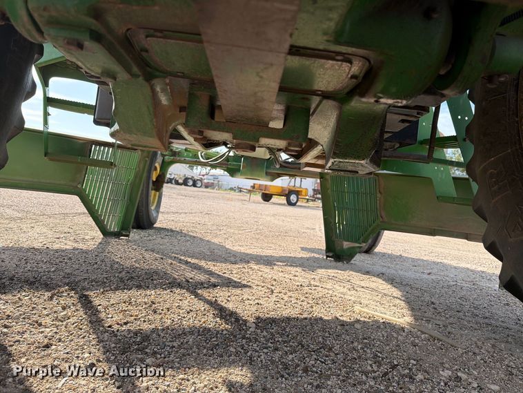 image for item DV8584 John Deere 7800 tractor