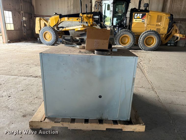 image for item DV8586 Lanair MX300 Oil burn heater