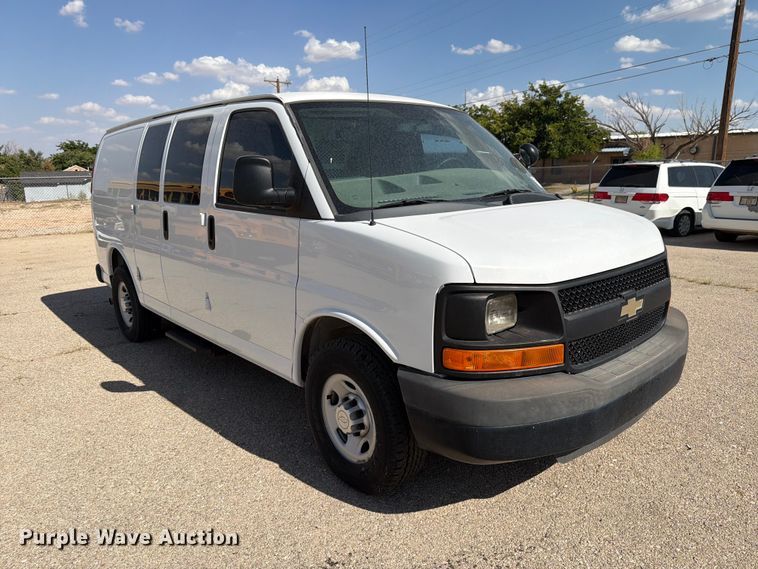 image for item DV8603 2015 Chevrolet Express 3500 van
