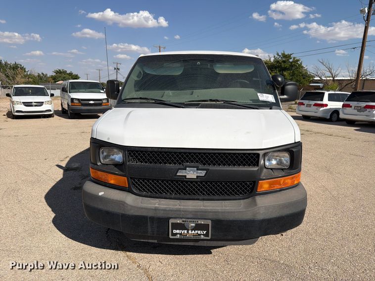 image for item DV8604 2015 Chevrolet Express 3500 van