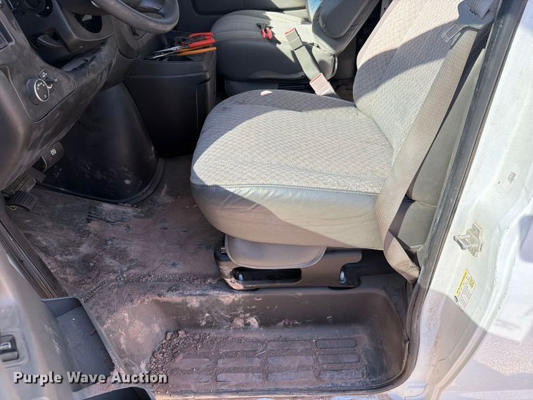 image for item DV8604 2015 Chevrolet Express 3500 van