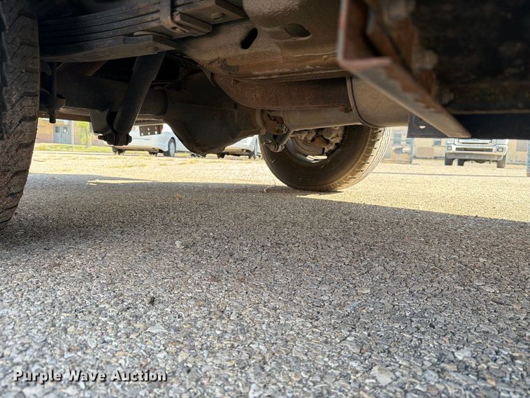 image for item DV8604 2015 Chevrolet Express 3500 van