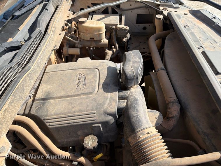 image for item DV8608 2017 Chevrolet Silverado 2500 Crew Cab pickup truck