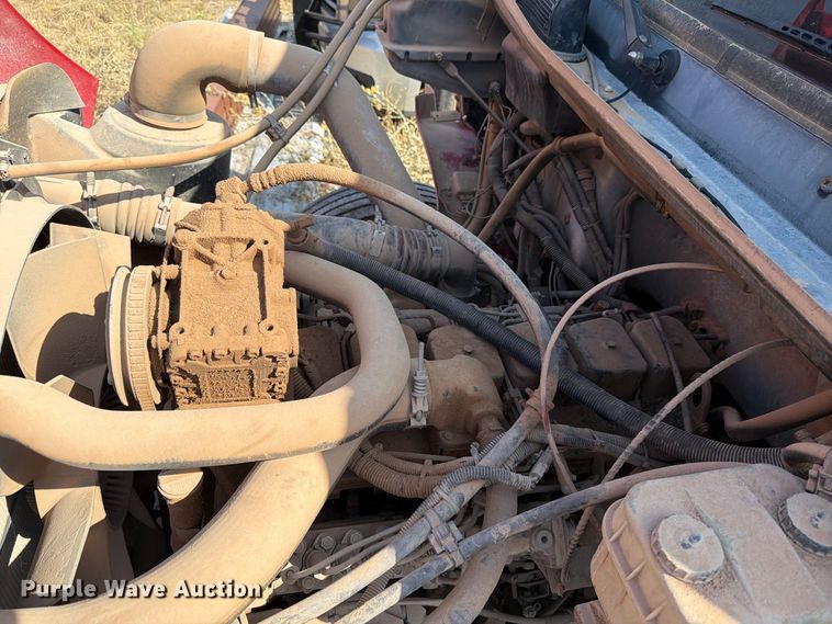 image for item DV8610 1994 Freightliner FL60 flatbed truck
