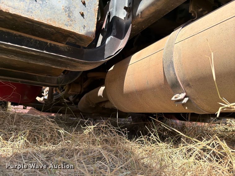 image for item DV8610 1994 Freightliner FL60 flatbed truck