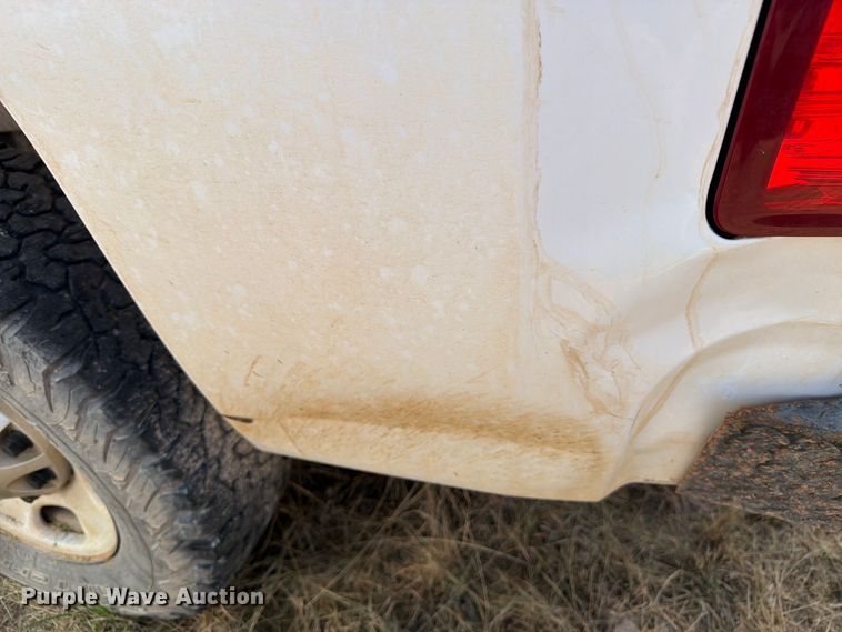 image for item DV8613 2013 Chevrolet Silverado 2500 Ext. Cab pickup truck