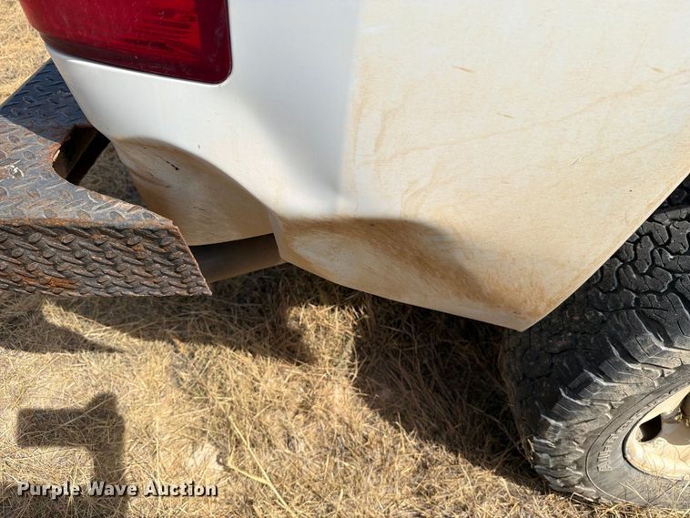 image for item DV8613 2013 Chevrolet Silverado 2500 Ext. Cab pickup truck
