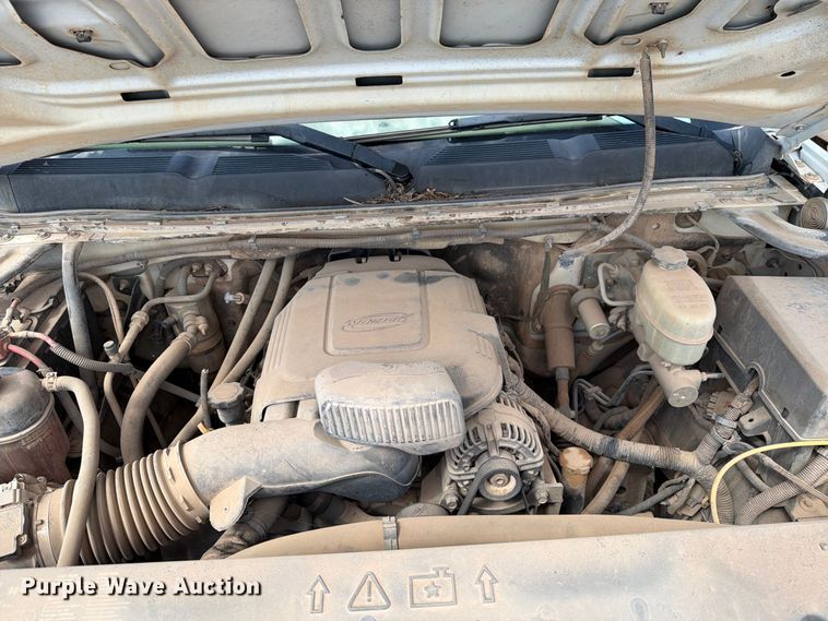 image for item DV8613 2013 Chevrolet Silverado 2500 Ext. Cab pickup truck