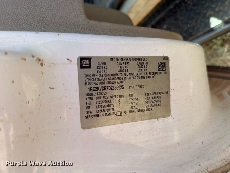 image for item DV8613 2013 Chevrolet Silverado 2500 Ext. Cab pickup truck