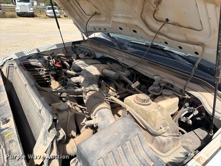 image for item DV8614 2009 Ford F350 Super Duty Crew Cab flatbed pickup truck