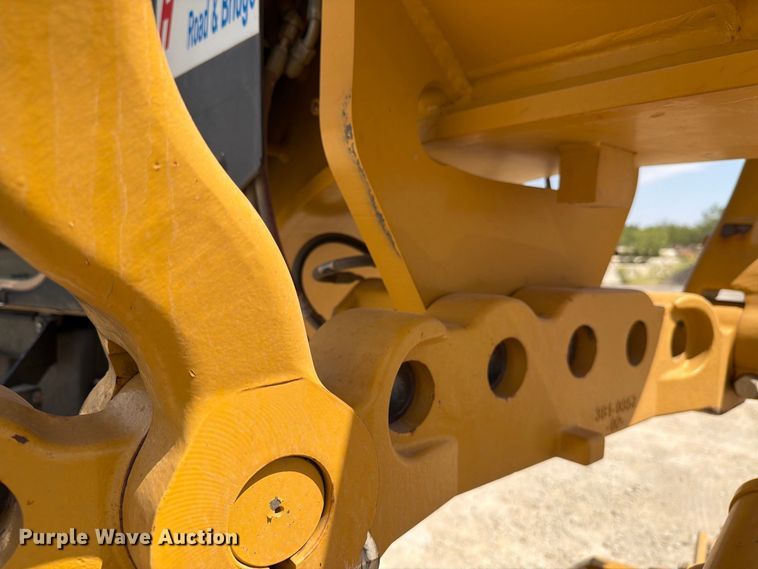 image for item DV8616 2020 Caterpillar 150 motor grader