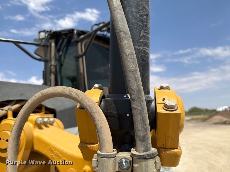 image for item DV8616 2020 Caterpillar 150 motor grader
