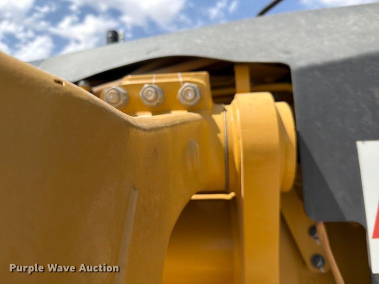 image for item DV8616 2020 Caterpillar 150 motor grader