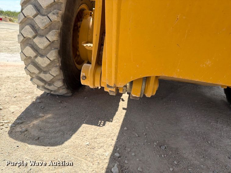image for item DV8616 2020 Caterpillar 150 motor grader