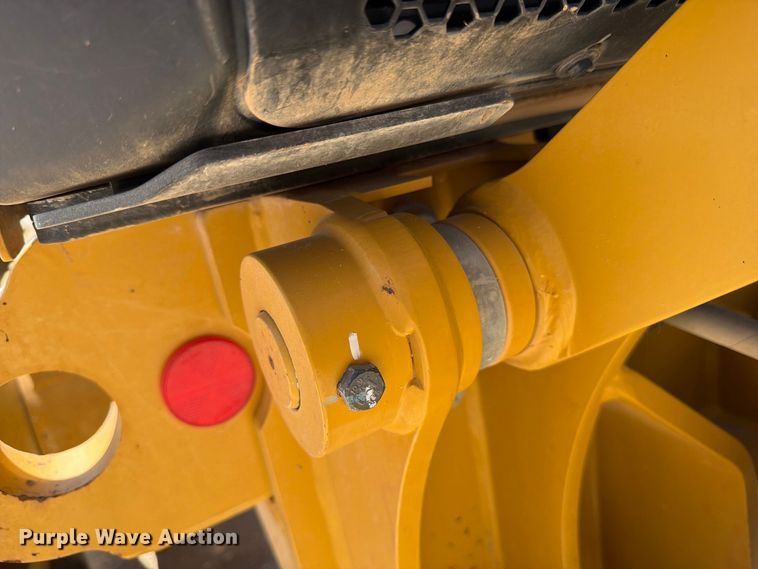 image for item DV8616 2020 Caterpillar 150 motor grader