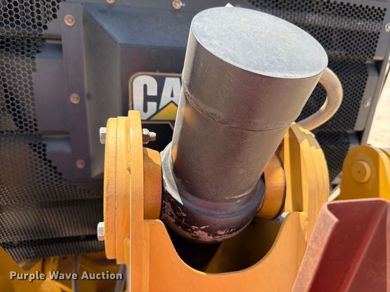image for item DV8616 2020 Caterpillar 150 motor grader