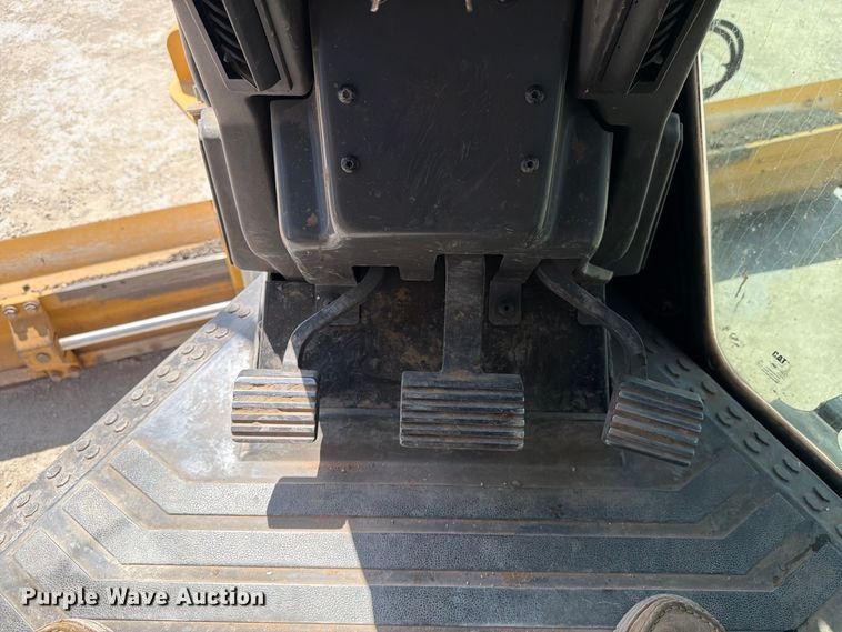 image for item DV8616 2020 Caterpillar 150 motor grader