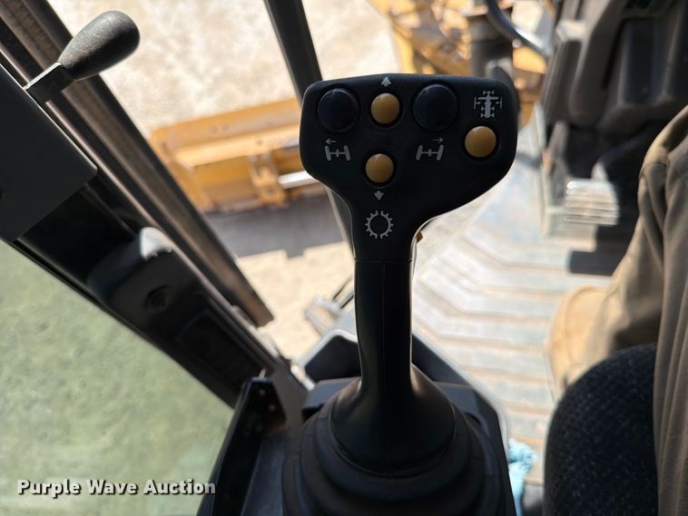 image for item DV8616 2020 Caterpillar 150 motor grader
