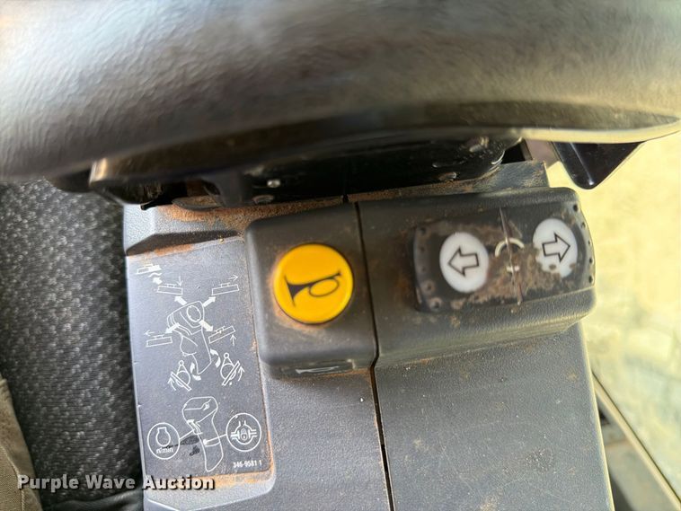 image for item DV8616 2020 Caterpillar 150 motor grader