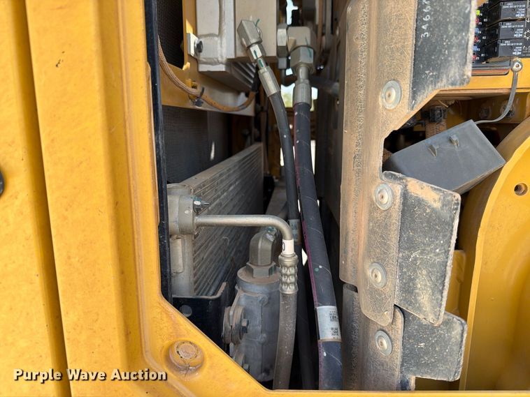 image for item DV8616 2020 Caterpillar 150 motor grader