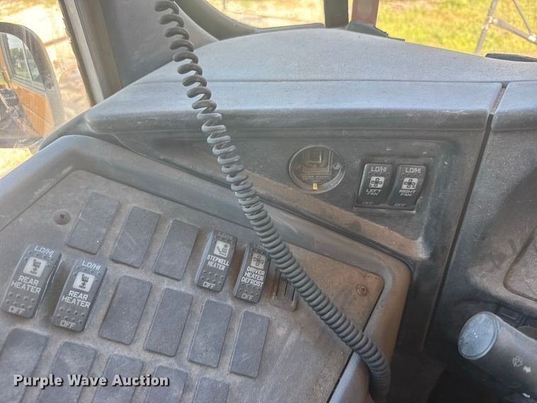 image for item DY3241 2014 IC PB105 school bus