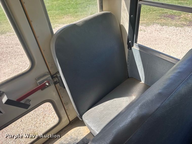 image for item DY3241 2014 IC PB105 school bus