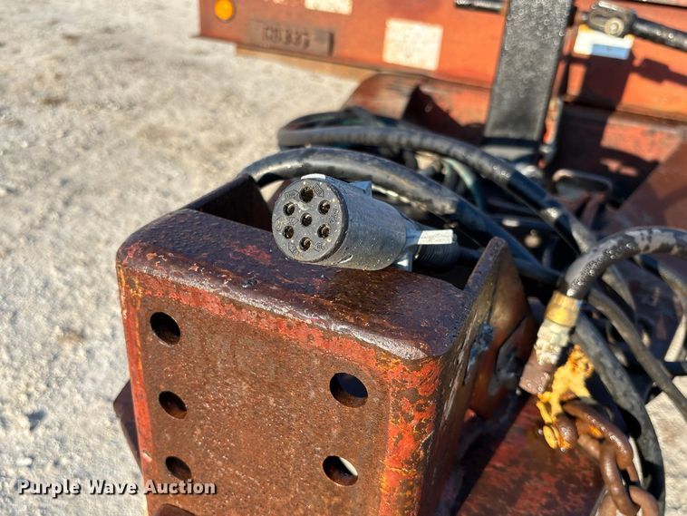 image for item DZ4682 1997 Trail-Eze Dakota equipment trailer