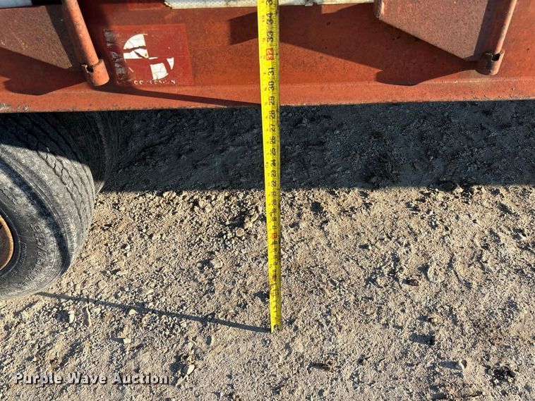 image for item DZ4682 1997 Trail-Eze Dakota equipment trailer