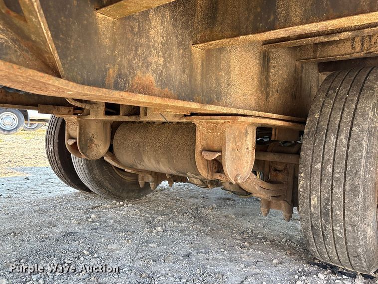 image for item DZ4682 1997 Trail-Eze Dakota equipment trailer