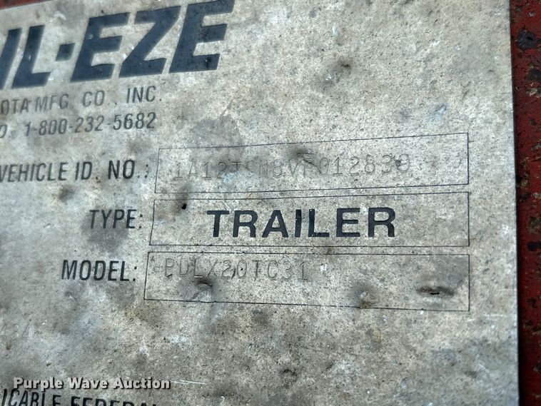 image for item DZ4682 1997 Trail-Eze Dakota equipment trailer