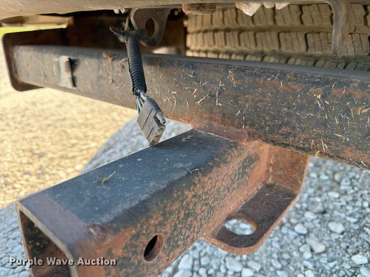image for item DZ4737 2005 Ford E150 van