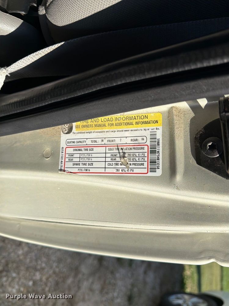 image for item DZ4737 2005 Ford E150 van