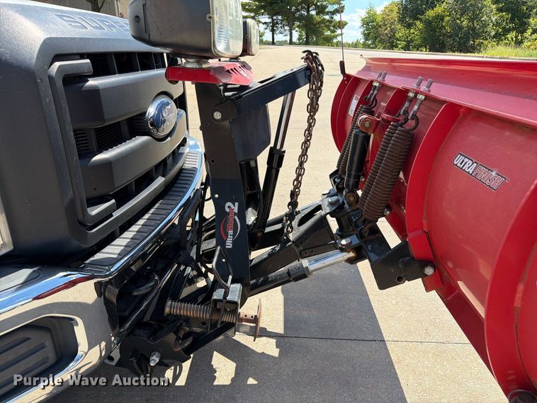 image for item DZ4740 2016 Ford F250 Super Duty XL Ext. Cab pickup truck