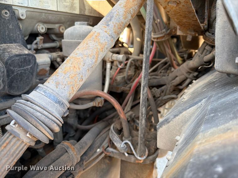 image for item EA0449 2005 Sterling L9500 dump truck