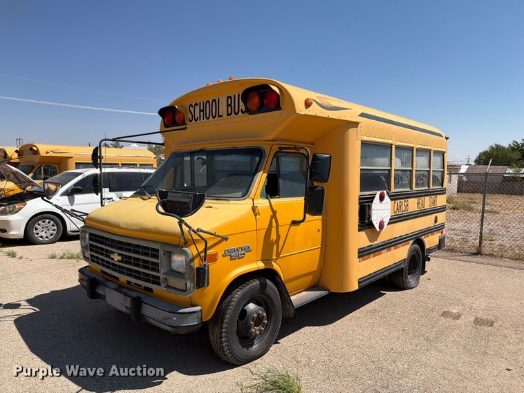 image for item EF6436 1995 Chevrolet G-series school bus