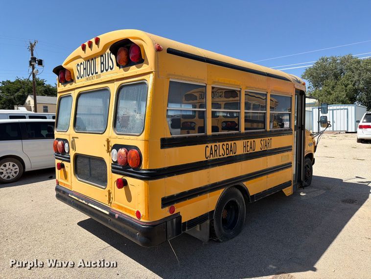 image for item EF6436 1995 Chevrolet G-series school bus