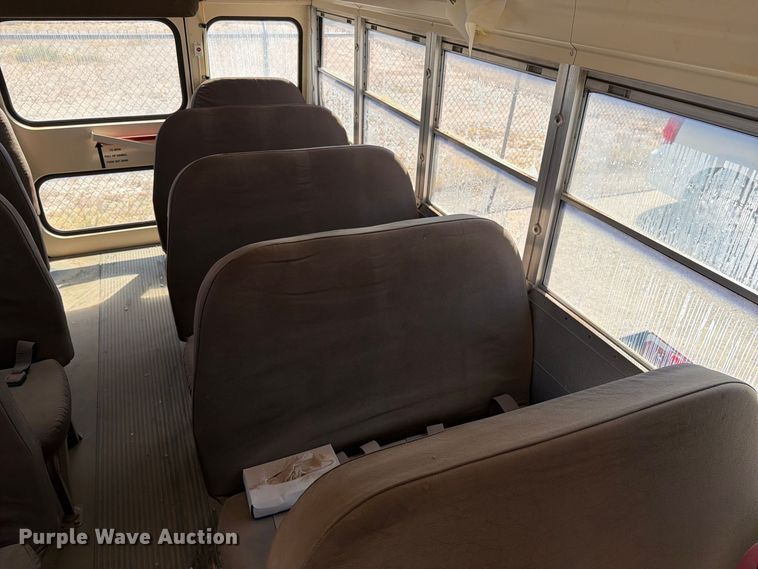 image for item EF6436 1995 Chevrolet G-series school bus