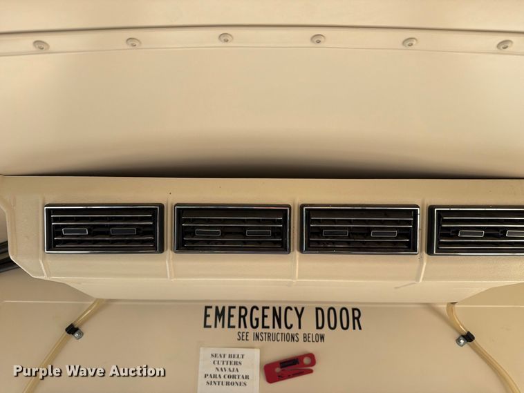 image for item EF6436 1995 Chevrolet G-series school bus