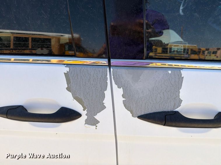 image for item EF6437 2008 Honda Odyssey van