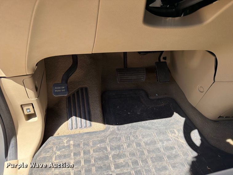 image for item EF6437 2008 Honda Odyssey van