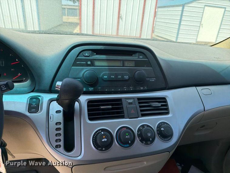 image for item EF6437 2008 Honda Odyssey van