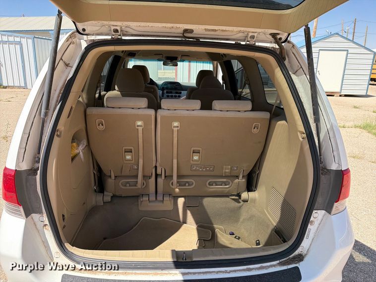 image for item EF6437 2008 Honda Odyssey van