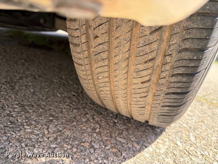 image for item EF6437 2008 Honda Odyssey van