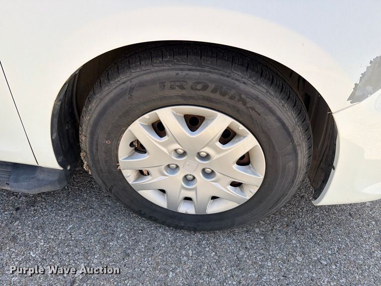 image for item EF6437 2008 Honda Odyssey van