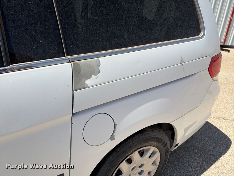 image for item EF6438 2008 Honda Odyssey van