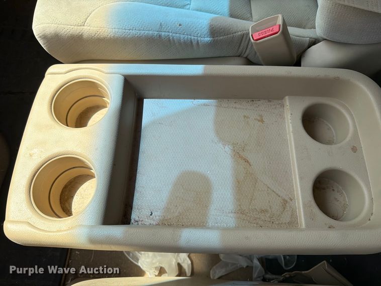 image for item EF6438 2008 Honda Odyssey van